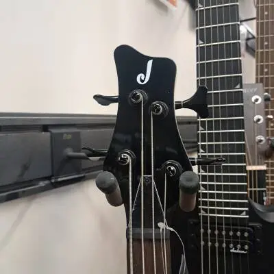 Jackson JS2 SPECTRA Bass 2